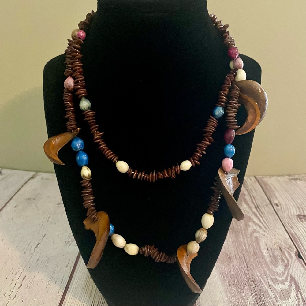 Boho Tribal-Inspired Natural Wood Beaded Necklace – 36” 🐝
